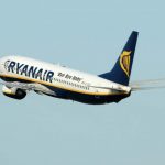 "Ryanair": vidutinės lėktuvo bilieto kainos smuko 17 proc.
