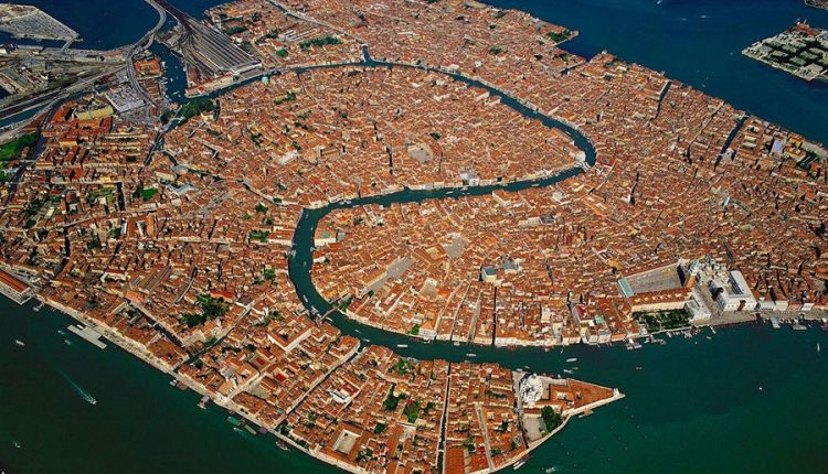Per 100 metų Venecija atsidurs po vandeniu