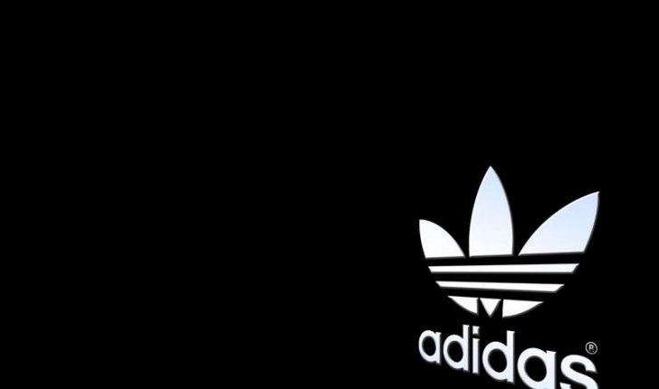 „Adidas“ už rekordą buvo pasirengusi padovanoti salą, bet laimėtojas supainiojo sportbačių markę