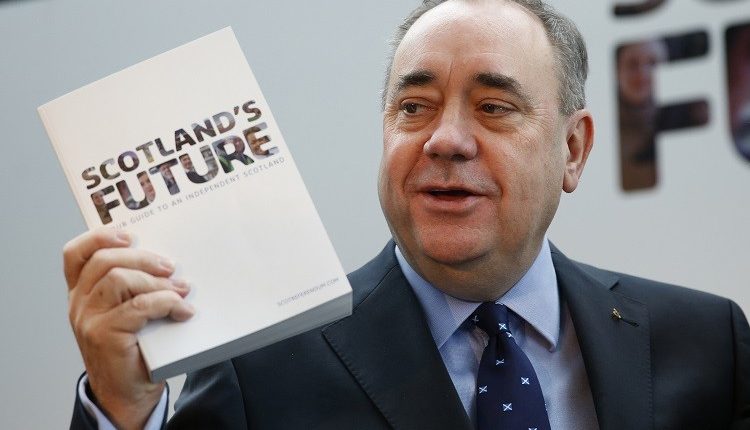 A. Salmondas: nepriklausoma Škotija galėtų atsisakyti svaro sterlingo