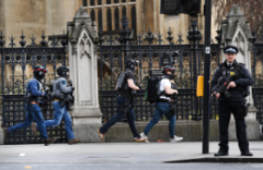BBC žiniomis, prie parlamento rūmų Londone per trečiadienį įvykdytą išpuolį subadytas policininkas neišgyveno.