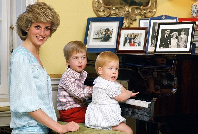 Britanijos princas Harry prakalbo apie psichologines problemas po mamos mirties