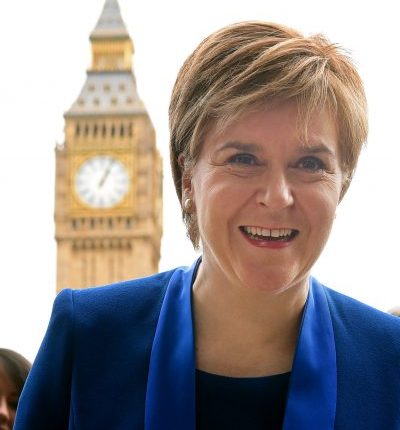 Škotijos premjerė atideda planus dėl antrojo referendumo