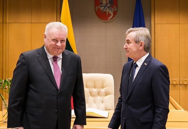 Rusija turi teisę iš Lietuvos reikalauti 72 mlrd. dolerių už SSRS investicijas – ambasadorius