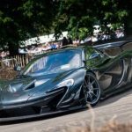 Krūvos pinigų: 10 brangiausių 2017 metų automobilių