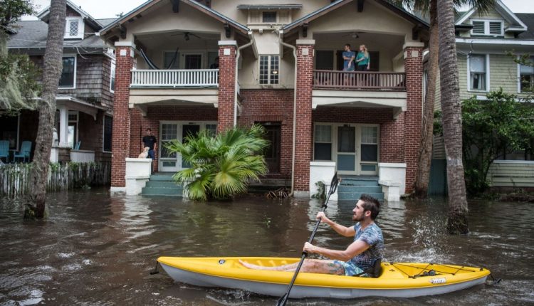 Floridoje pradedama skaičiuoti uragano Irmos padaryta žala: prognozės nedžiugina