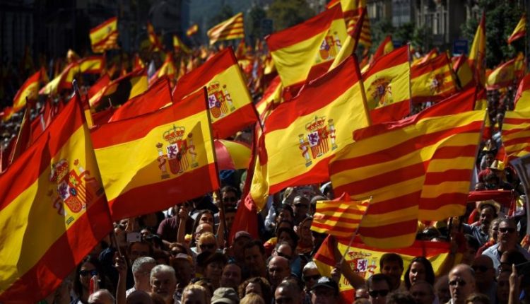 Ispanijos vyriausybė apsisprendė: paleis Katalonijos valdžią, surengs naujus rinkimus
