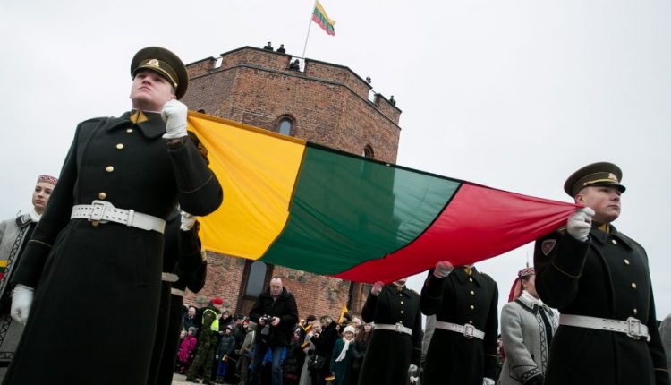 Vilniuje radus pakuočių su galbūt sprogstamąja medžiaga buvo įvestas planas „Skydas“