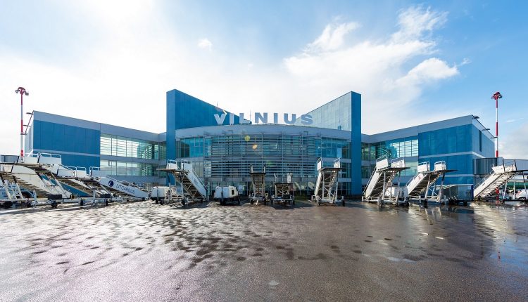 Vilniaus oro uoste specialiąsias tarnybas ant kojų sukėlė netikros granatos