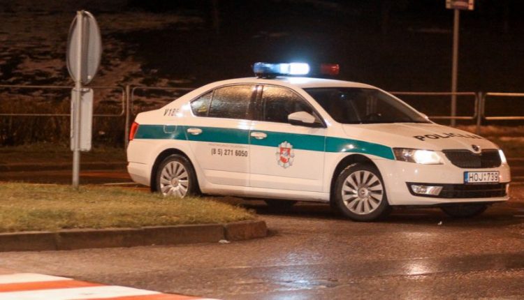 Vilniaus centre automobilis partrenkė ir mirtinai sužalojo žmogų