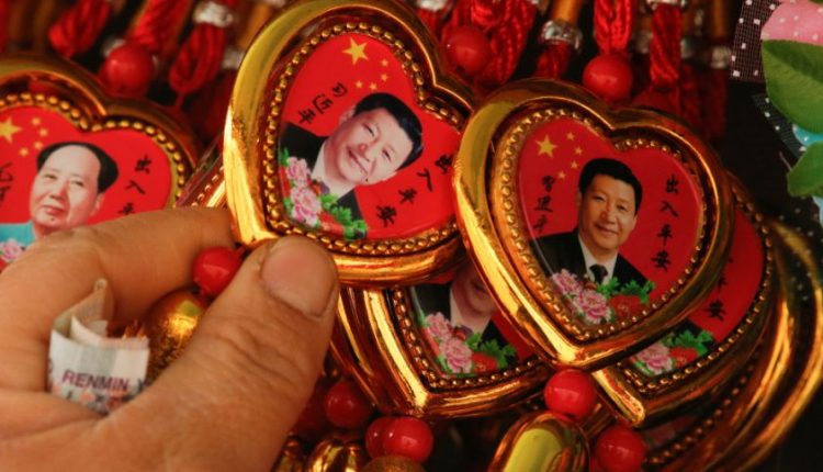 Tarp prezidento ir imperatoriaus: Kinija žengia į pavojingą vienvaldystės erą