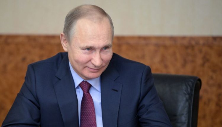 V. Putinas teigia „niekada“ negrąžinsiąs Krymo Ukrainai