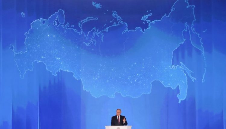 V. Putinas apgailestauja, kad sugriuvo Sovietų Sąjunga