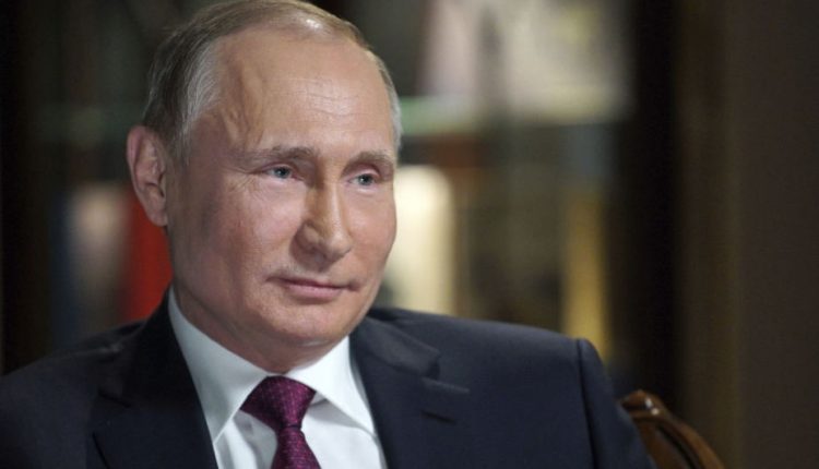 Britanijos tvirtinimas, kad Putinas įsakė apnuodyti Skripalį – „neatleistinas“: Kremlius
